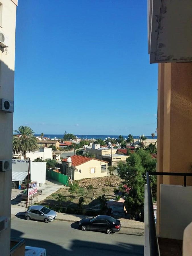 Apartment 304 Citywitch Larnaca Bagian luar foto