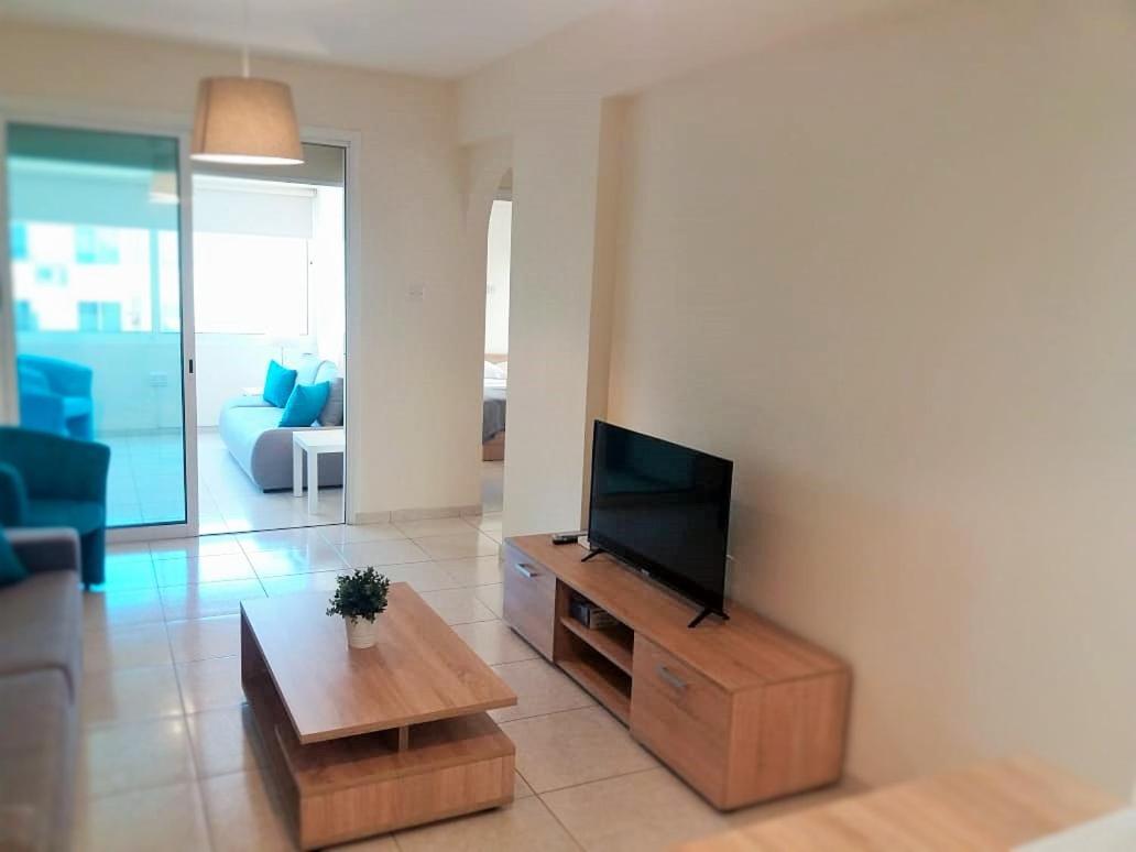 Apartment 304 Citywitch Larnaca Bagian luar foto